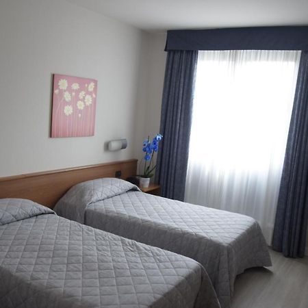 Hotel Gallia Pianezza Kültér fotó