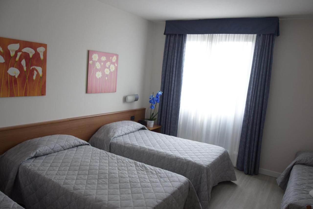 Hotel Gallia Pianezza Kültér fotó